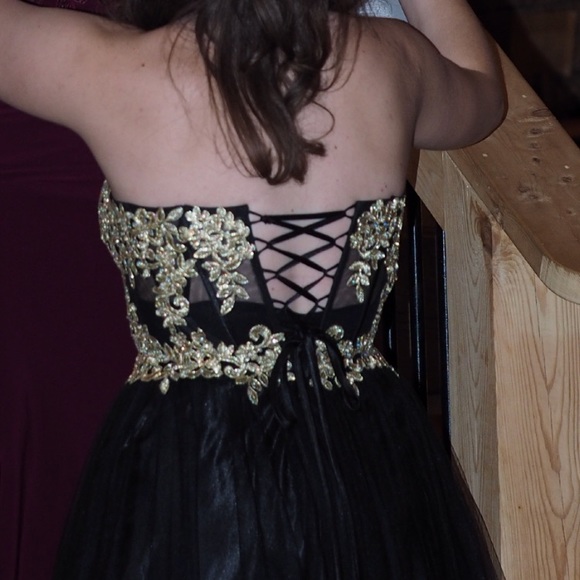 Beautiful Black and Gol Prom Dress - Picture 2 of 5